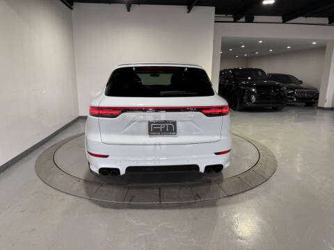 2022 Porsche Cayenne