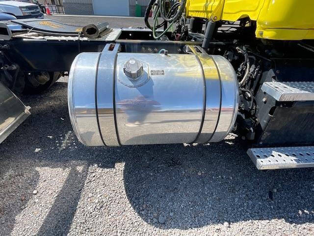 2016 Freightliner Cascadia