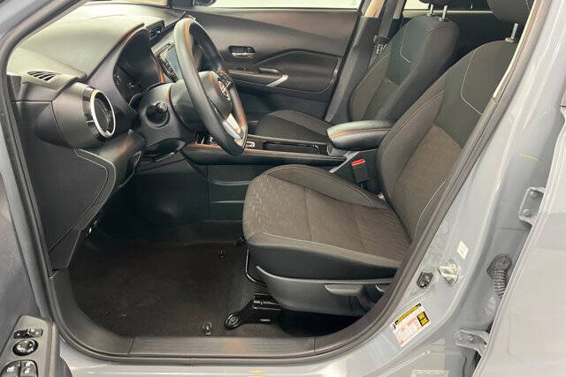 2024 Nissan Kicks SV