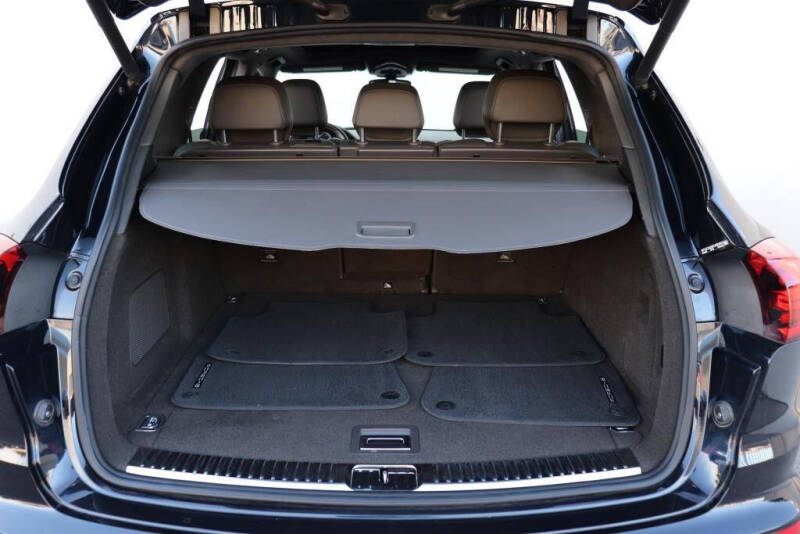 2015 Porsche Cayenne Turbo