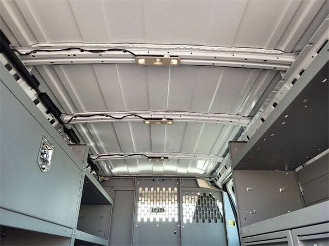 2025 Chevrolet Express 2500