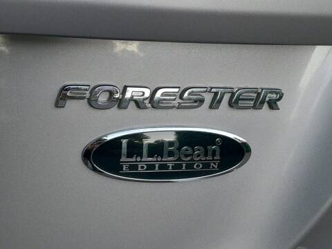 2006 Subaru Forester for sale at CLEAR CHOICE AUTOMOTIVE in Milwaukie OR