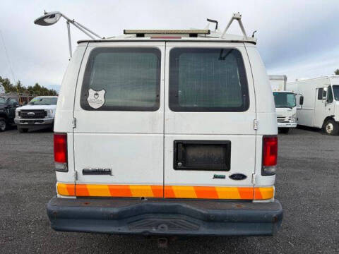 2014 Ford E-Series E-350 SD