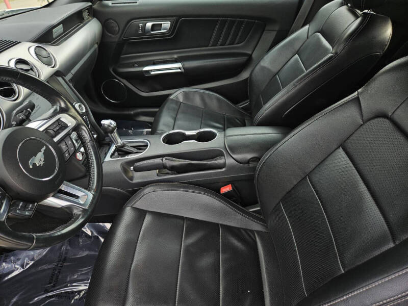 2023 Ford Mustang EcoBoost Premium