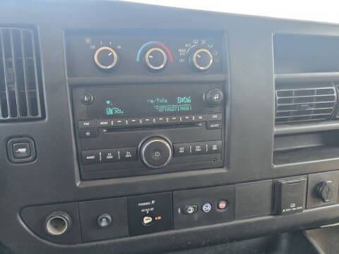 2017 Chevrolet Express LT 3500