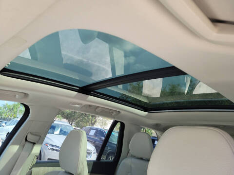 2025 Volvo XC90 T8 Plus Bright Theme 6P