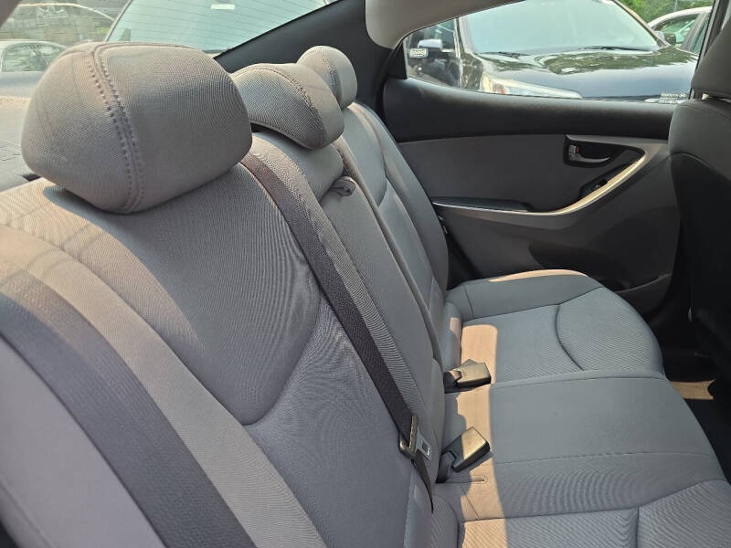 2012 Hyundai Elantra GLS