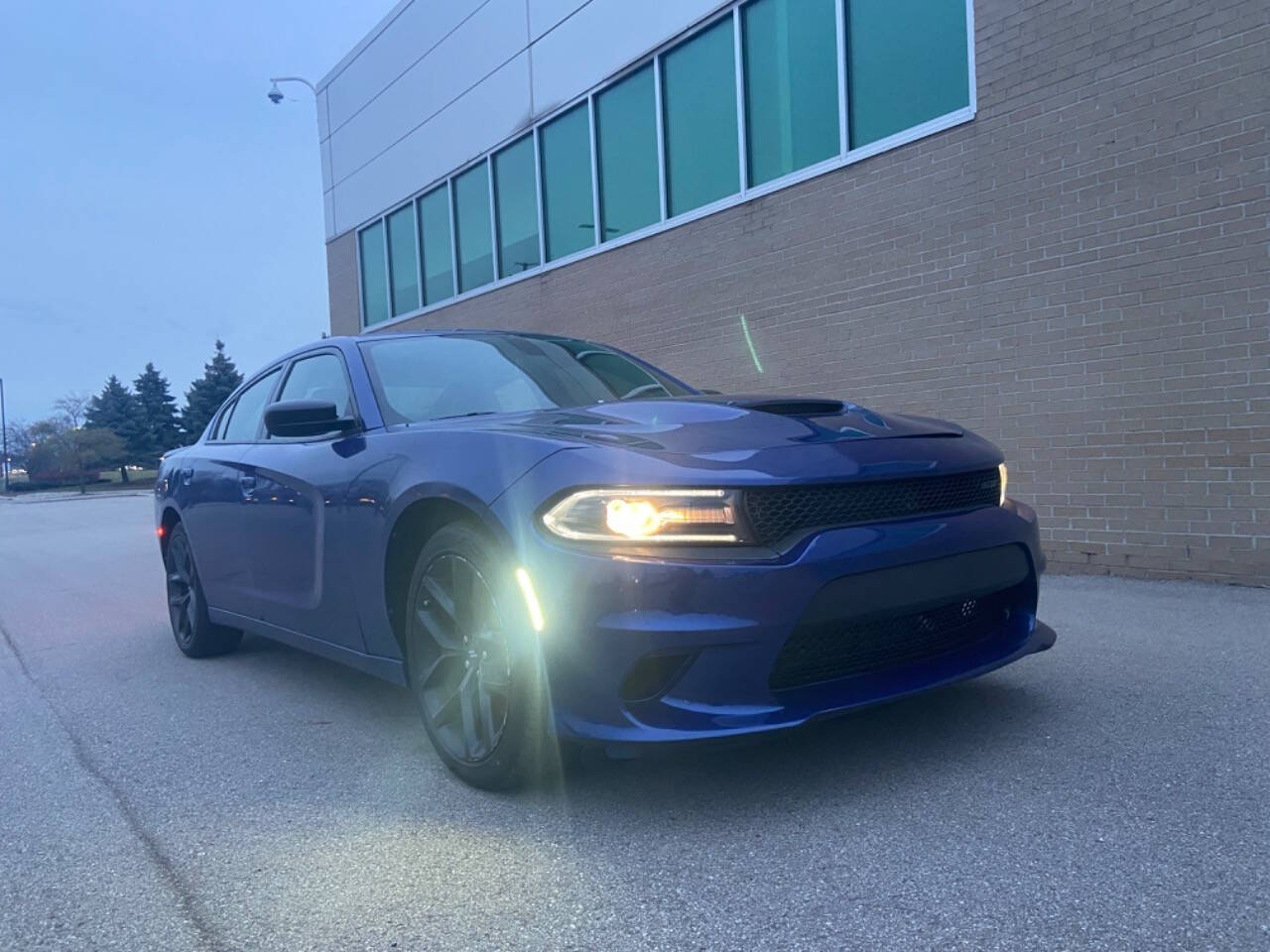 2019 Dodge Charger SXT photo 8