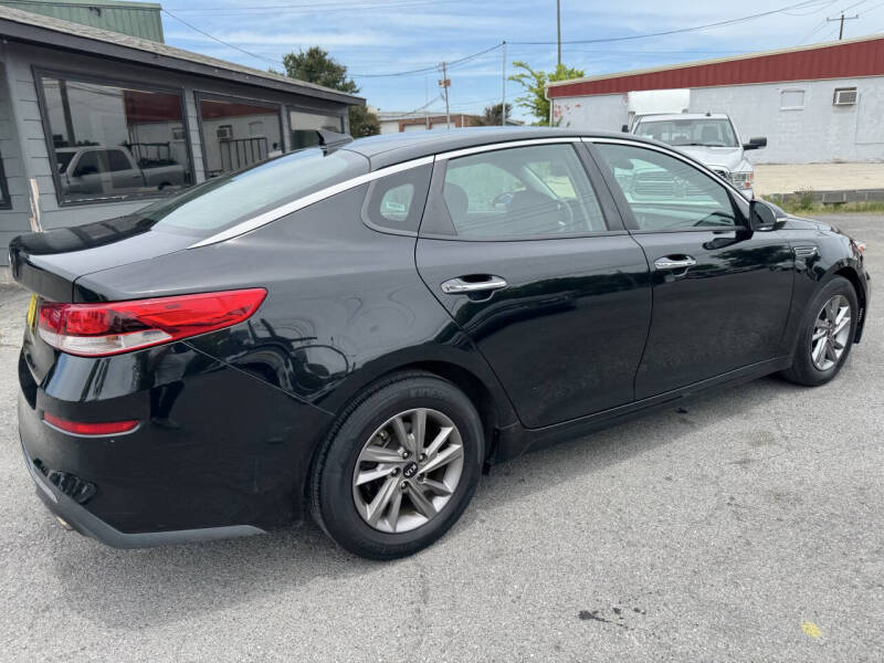 2019 Kia Optima LX