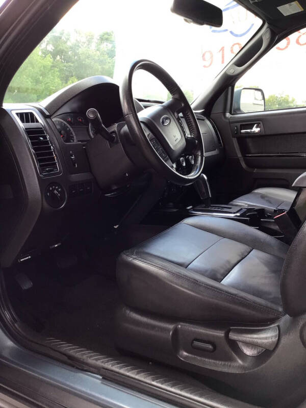 2011 Ford Escape Limited