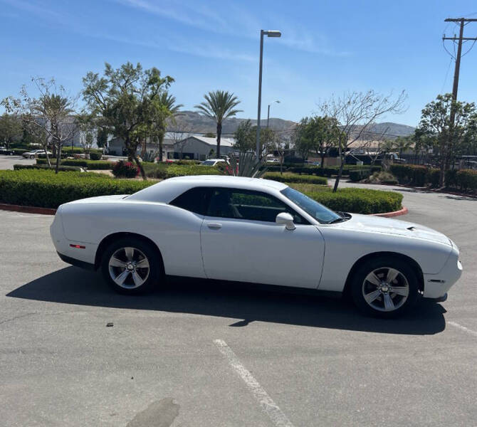 2015 Dodge Challenger SXT