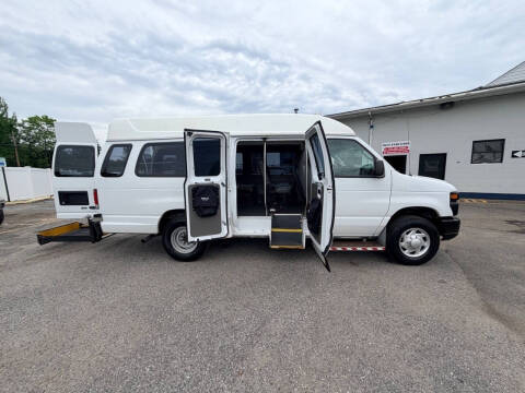 2014 Ford E-Series