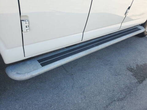 2024 Chevrolet Express 2500