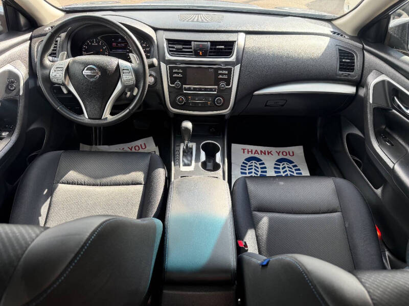 2016 Nissan Altima 2.5 SR