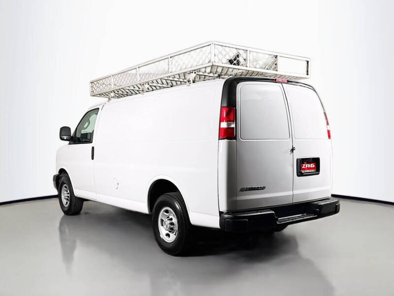 2021 Chevrolet Express 2500