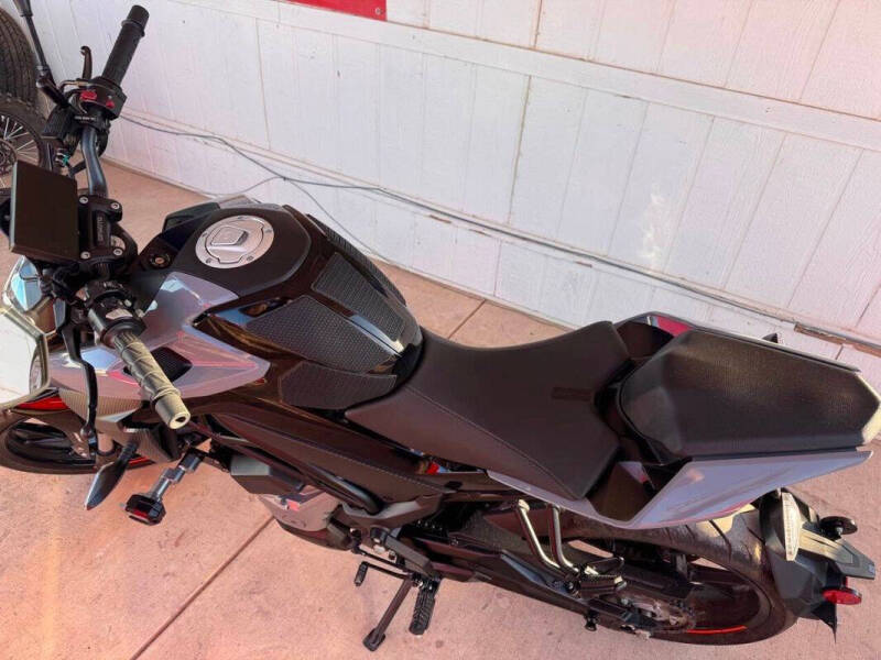 2023 CFMoto 300