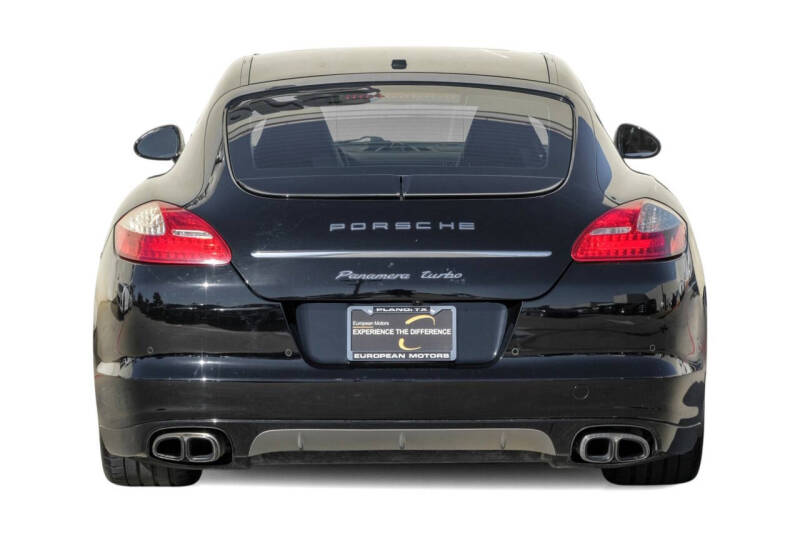 2011 Porsche Panamera Turbo