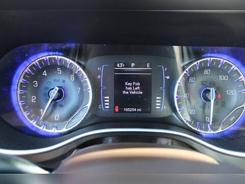 2021 Chrysler Voyager LX