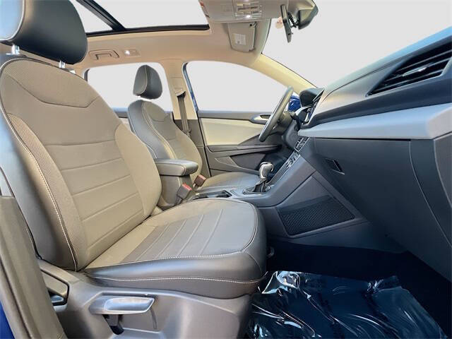 2022 Volkswagen Taos SE