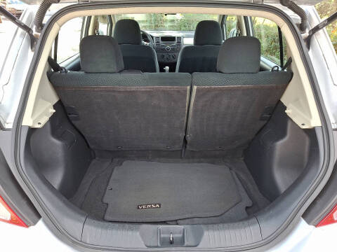 2012 Nissan Versa 1.8 S