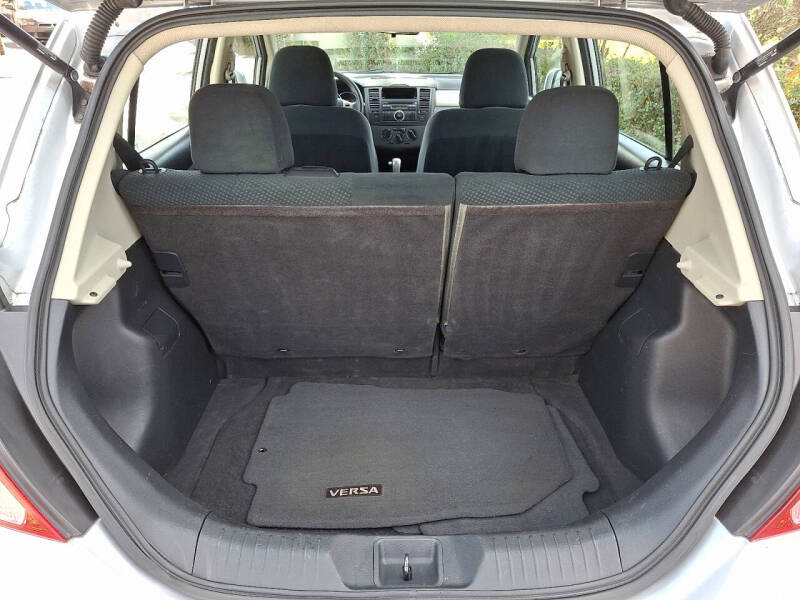 2012 Nissan Versa 1.8 S