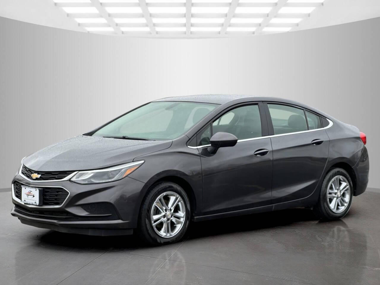 2017 Chevrolet Cruze for sale at Used Cars Toledo in Oregon, OH