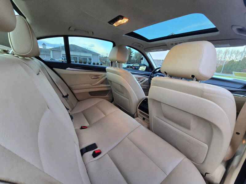 2015 BMW 5 Series 528i xDrive