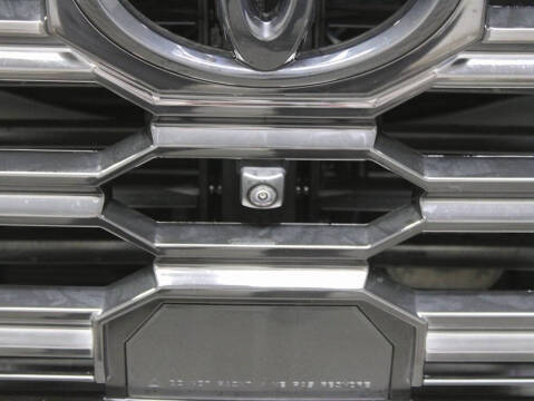 2025 Toyota Sequoia SR5