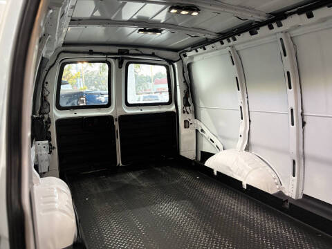 2019 GMC Savana 3500