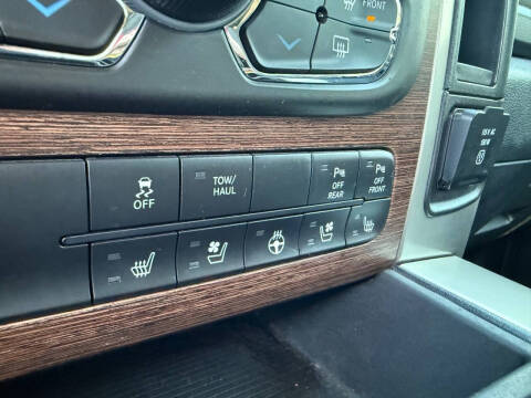 2018 RAM 1500 Laramie