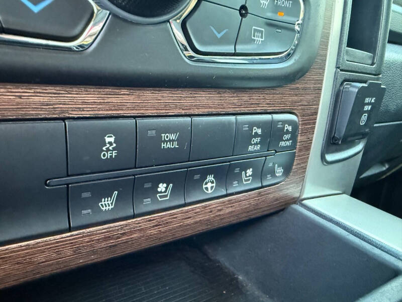 2018 RAM 1500 Laramie