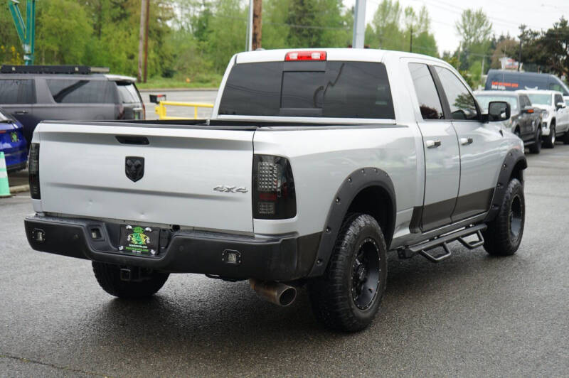 2016 RAM 1500 SLT