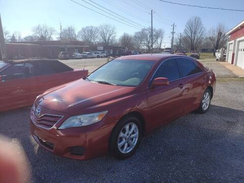 2011 Toyota Camry for sale at VAUGHN'S USED CARS in Guin AL