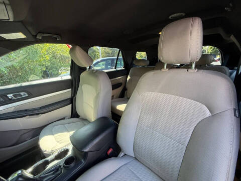2018 Ford Explorer