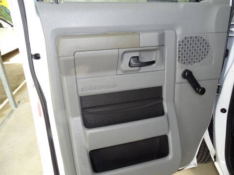 2014 Ford E-Series E-150