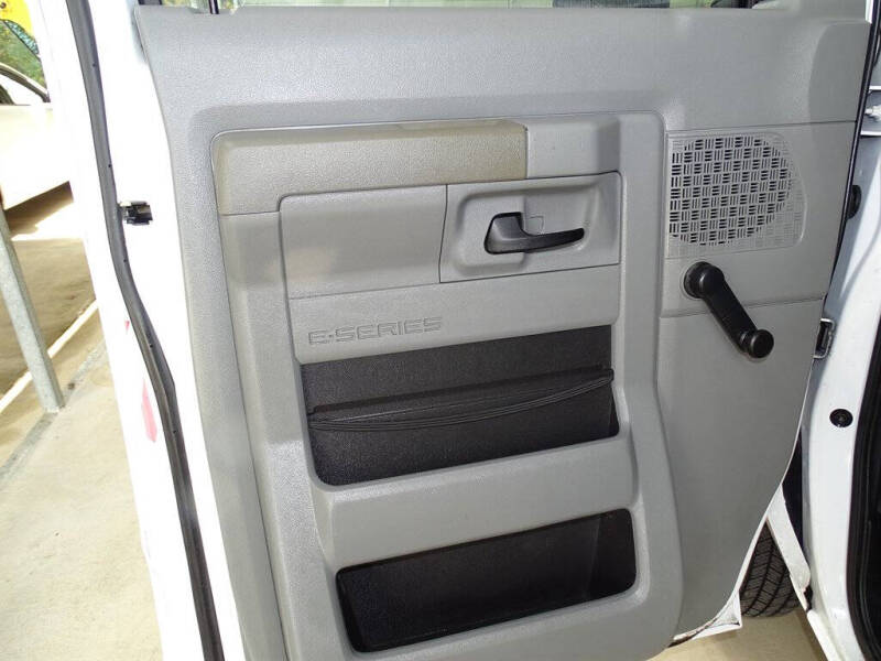 2014 Ford E-Series E-150