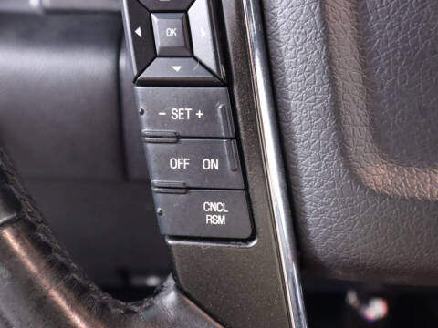 2016 Lincoln Navigator Select