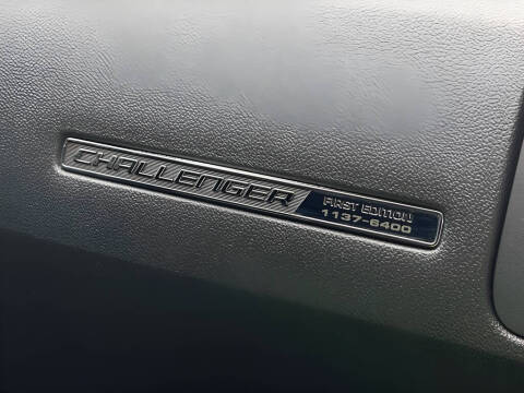 2008 Dodge Challenger SRT8