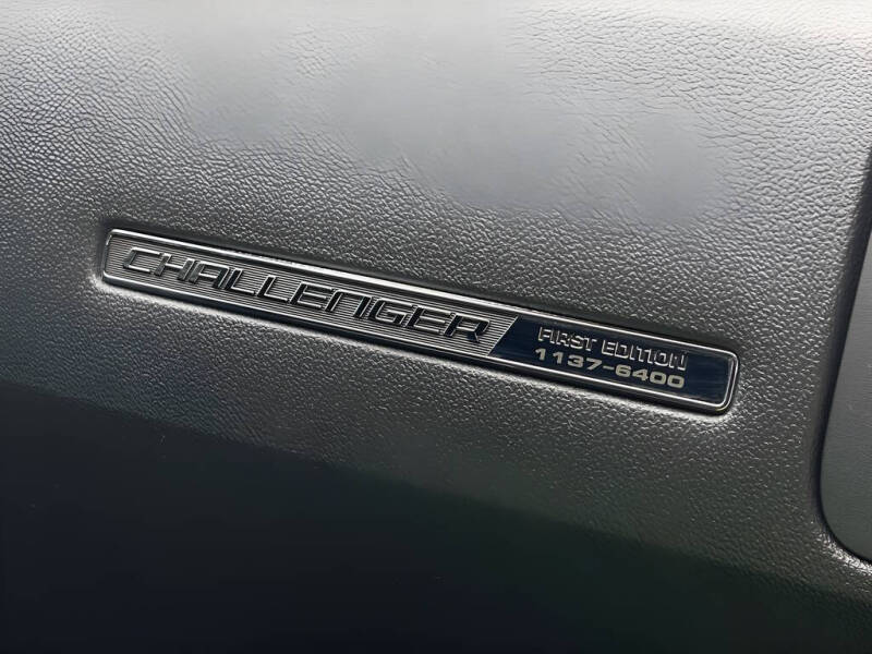 2008 Dodge Challenger SRT8