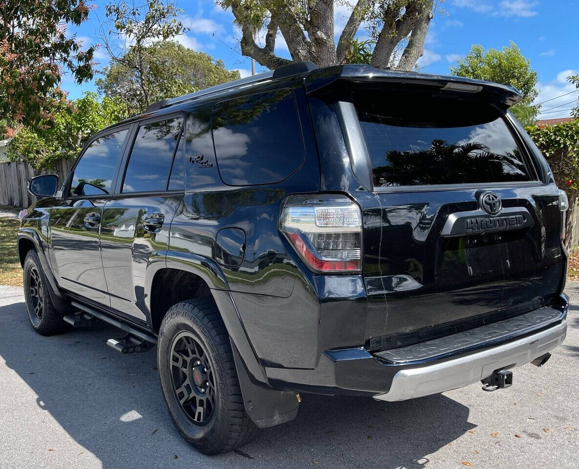 2018 Toyota 4Runner  - $26,105