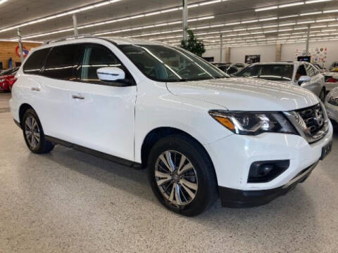 2019 Nissan Pathfinder for sale at Dixie Motors in Fairfield OH