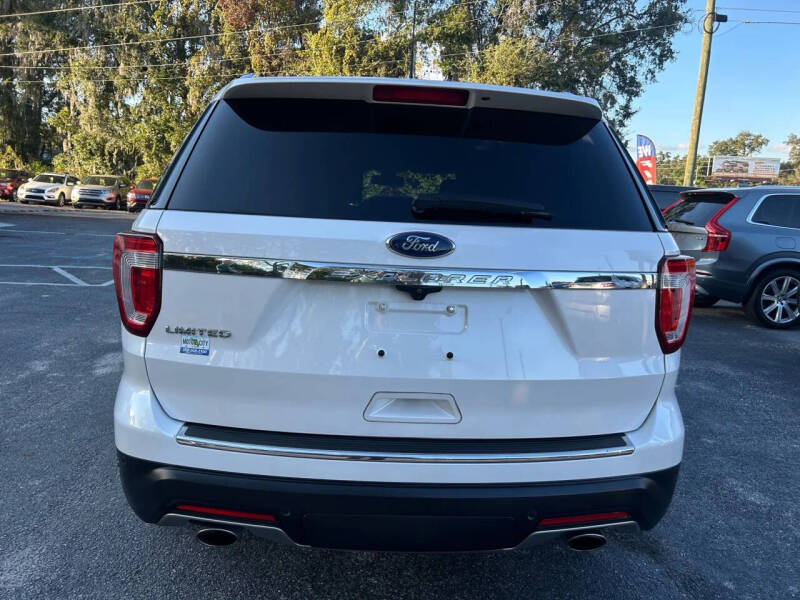 2018 Ford Explorer Limited