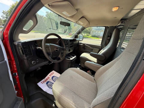 2017 GMC Savana 2500