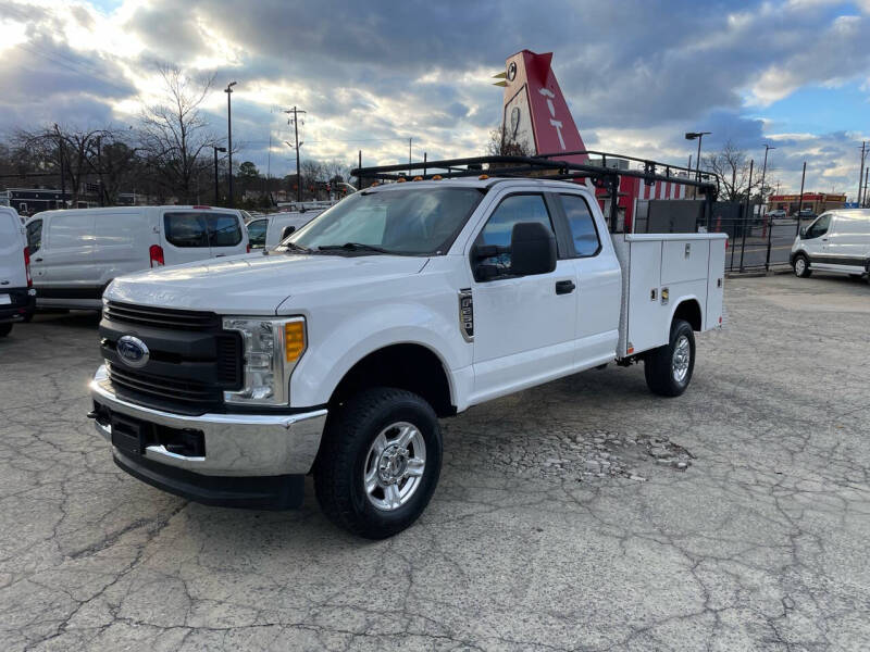 Ford F-250 Super Duty's photo