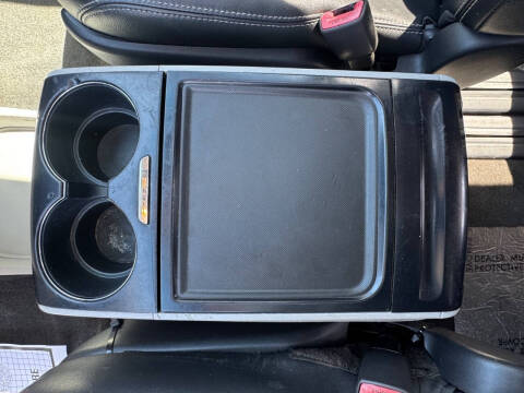 2013 Toyota Sienna SE 8-Passenger