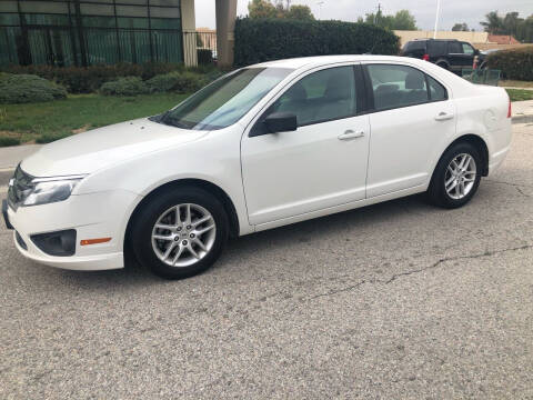 2010 Ford Fusion for sale at C & C Auto Sales in Colton CA