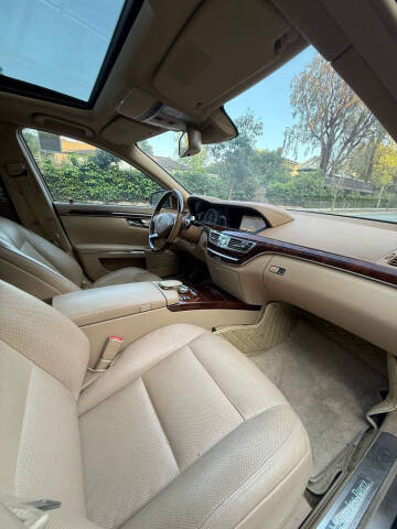 2012 Mercedes-Benz S-Class S 550 4MATIC