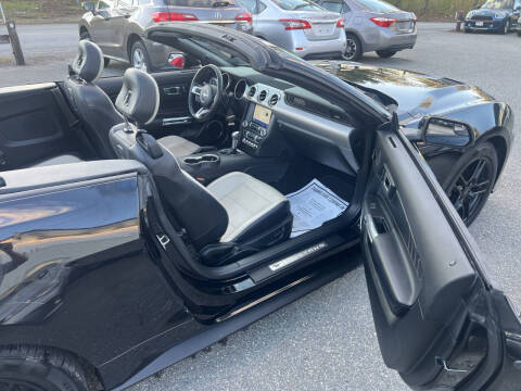2020 Ford Mustang EcoBoost Premium