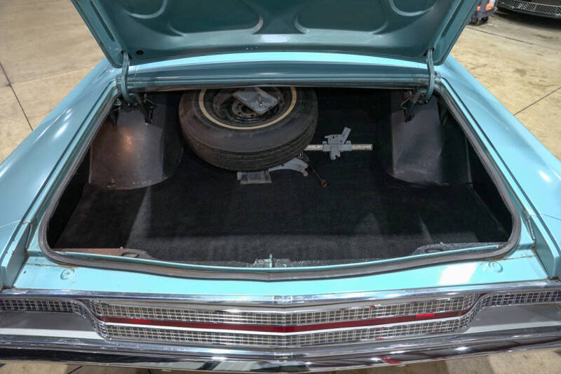 1968 Chrysler New Yorker