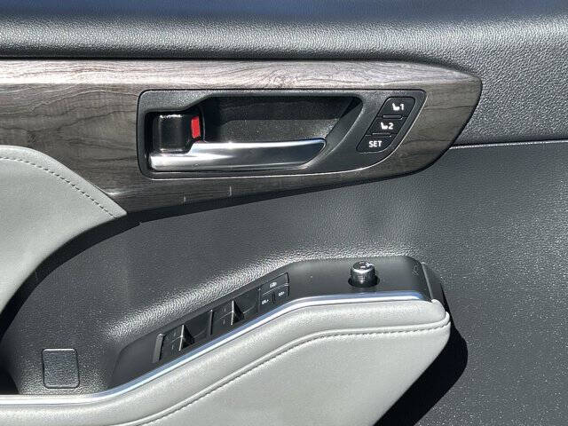 2021 Toyota Highlander Platinum